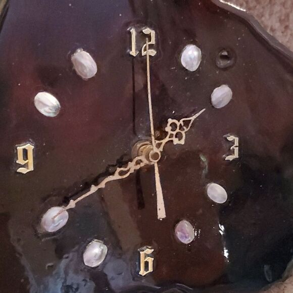 Vintage Redwood Burl Lacquered Clock Abalone Shell - Picture 3 of 9